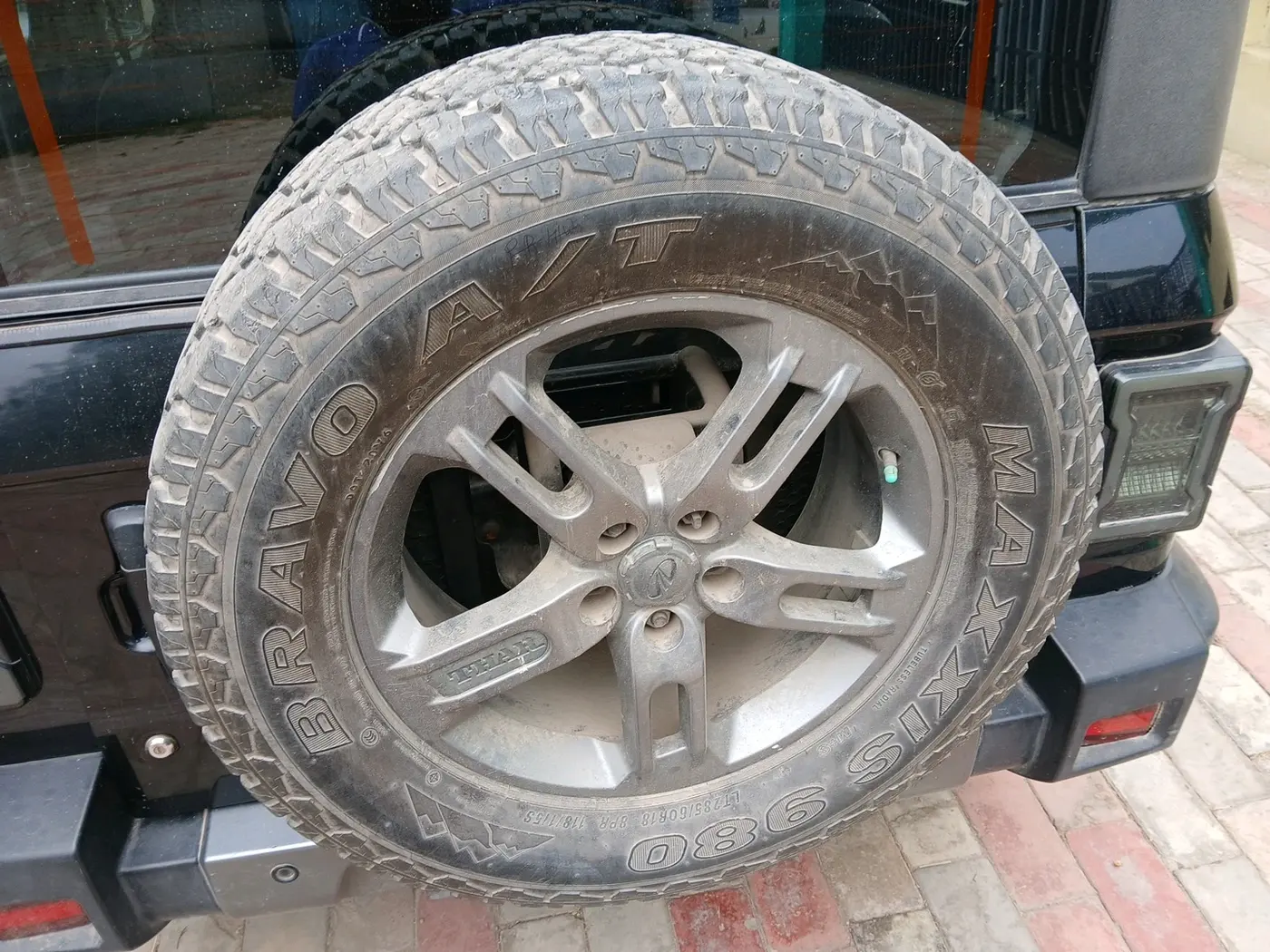 2021 Mahindra Thar LX PETROL HT 4WD AT, Petrol, Automatic, 40,520 km, tyre