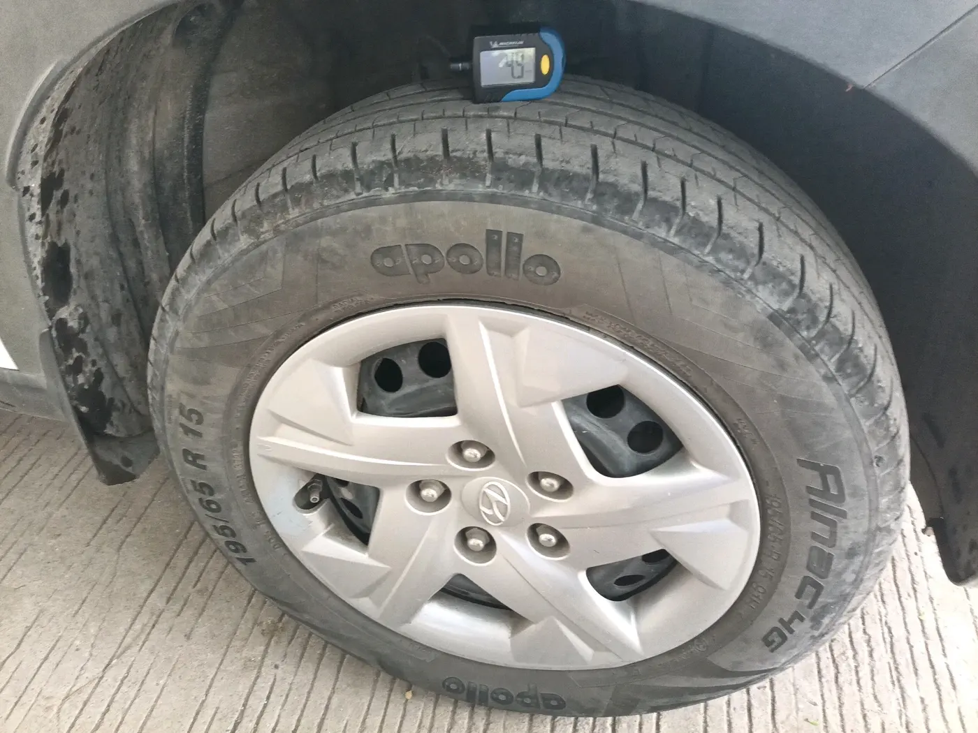 2022 Hyundai VENUE S(O) 1.2, Petrol, Manual, 46,464 km, tyre
