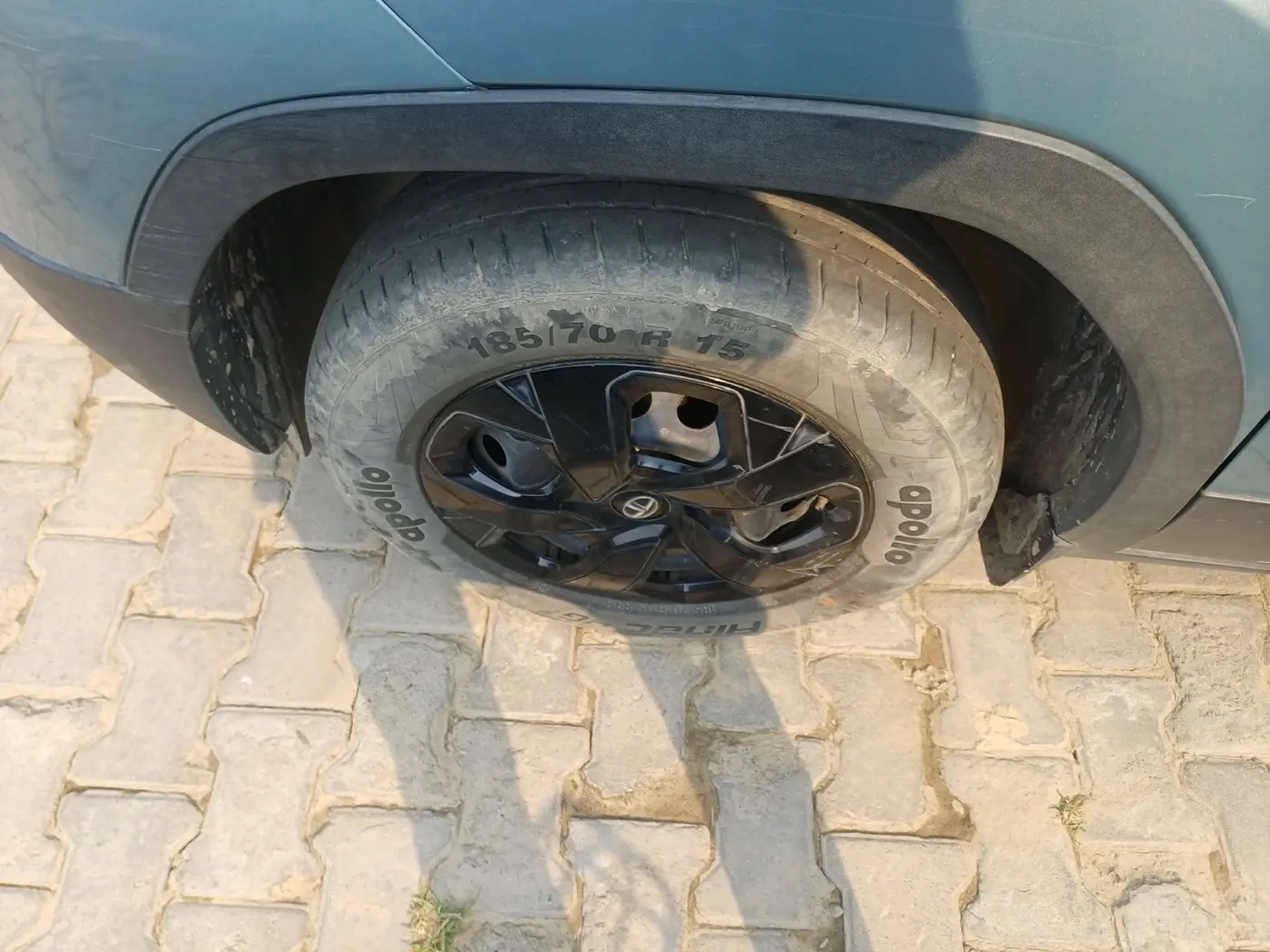 2023 Tata PUNCH ADVENTURE MT, Petrol, Manual, 64,643 km, tyre