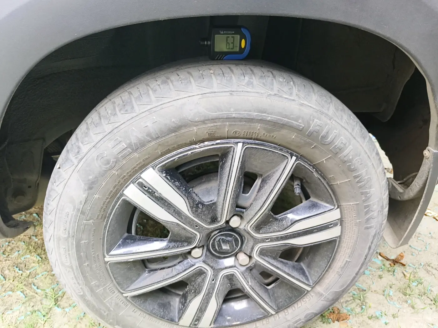 2023 Renault Kwid CLIMBER MT 1.0, Petrol, Manual, 38,596 km, tyre