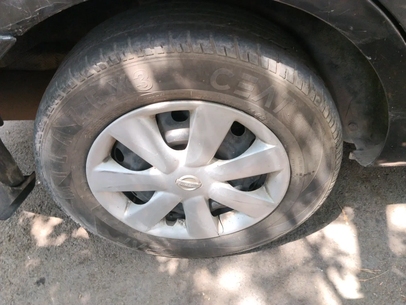 2014 Nissan Sunny XL CVT, Petrol, Automatic, 63,824 km, tyre