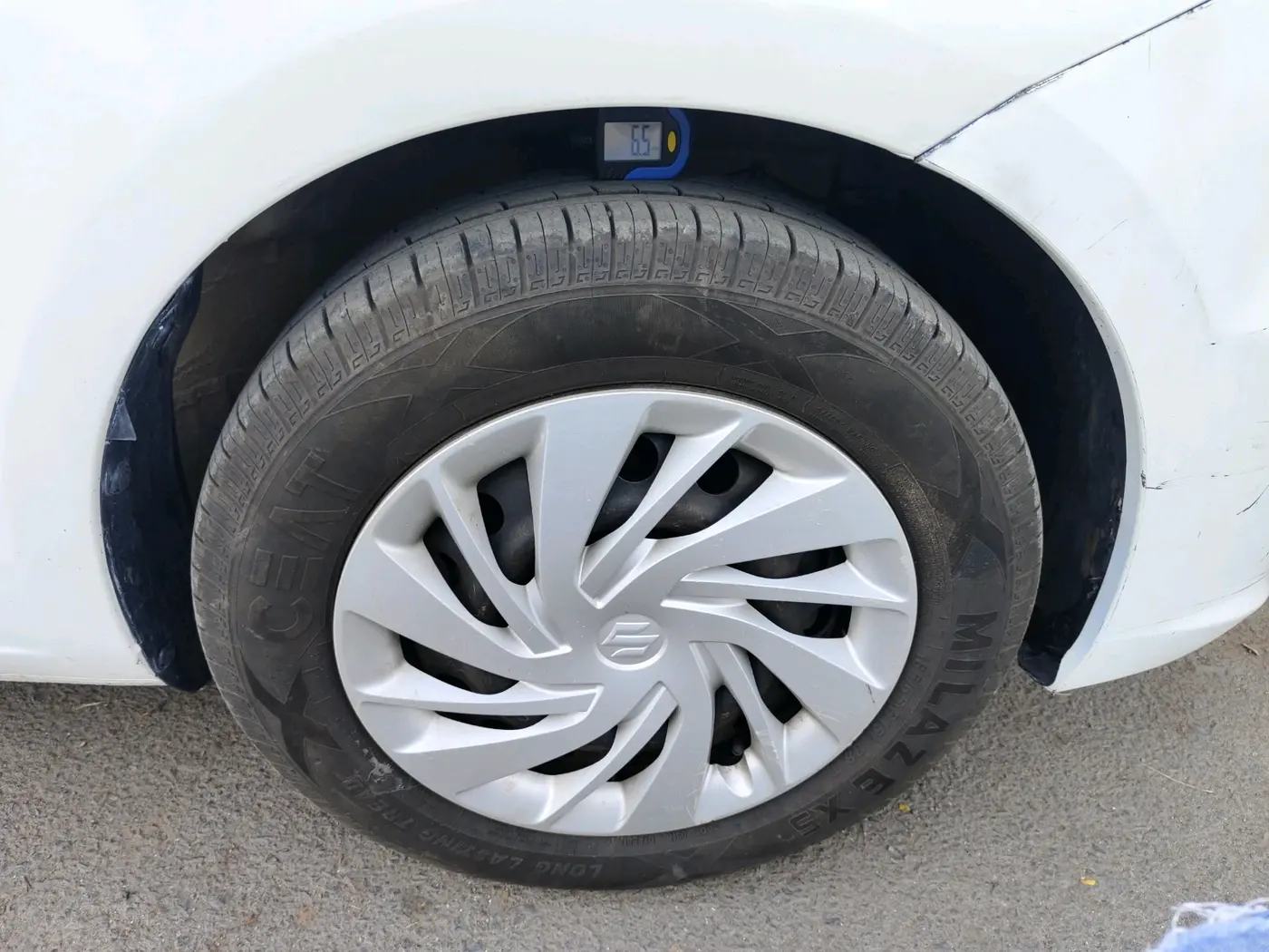 2016 Maruti Ertiga VDI SHVS, Diesel, Manual, 1,26,477 km, tyre
