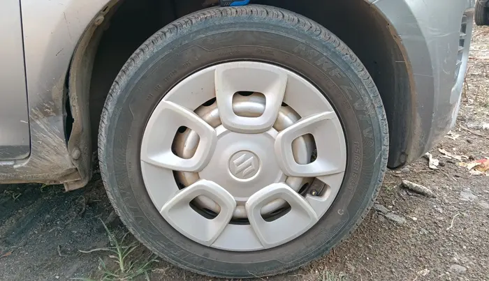 2020 Maruti IGNIS SIGMA 1.2, CNG, Manual, 85,043 km, tyre