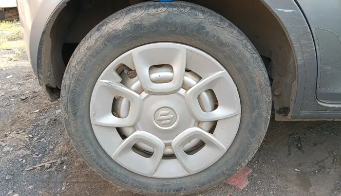 2020 Maruti IGNIS SIGMA 1.2, CNG, Manual, 85,043 km, tyre