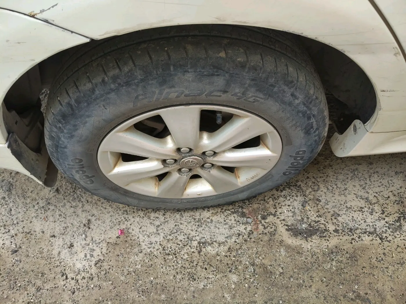 2011 Toyota Corolla Altis G PETROL, Petrol, Manual, 98,112 km, tyre