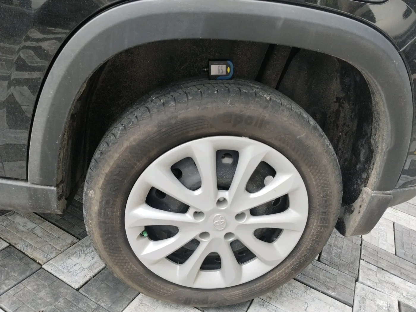 2024 Toyota URBAN CRUISER HYRYDER E NEO DRIVE, Petrol, Manual, 15,656 km, tyre