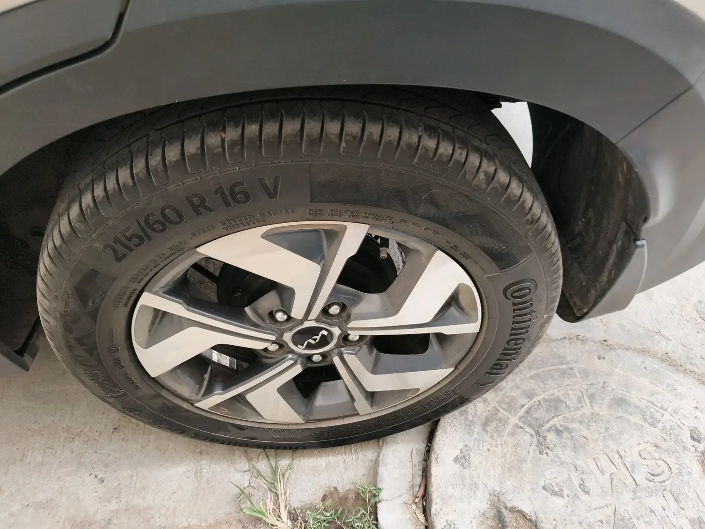 2022 KIA SONET HTX 1.5, Diesel, Manual, 88,437 km, tyre