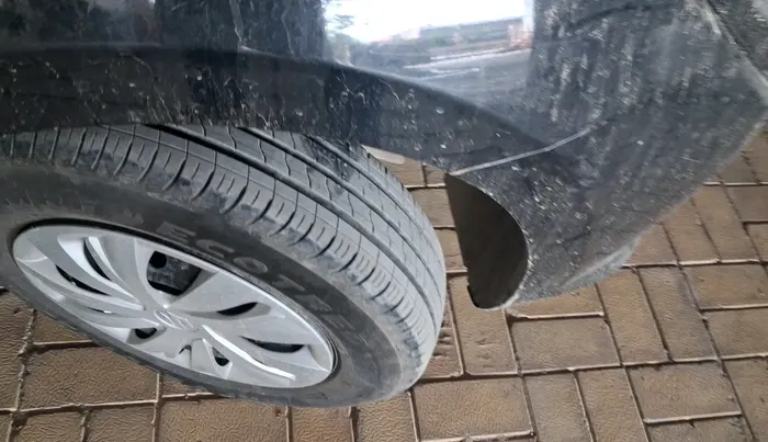 2025 Maruti Swift VXI 1.2L CNG, CNG, Manual, 12,729 km, tyre