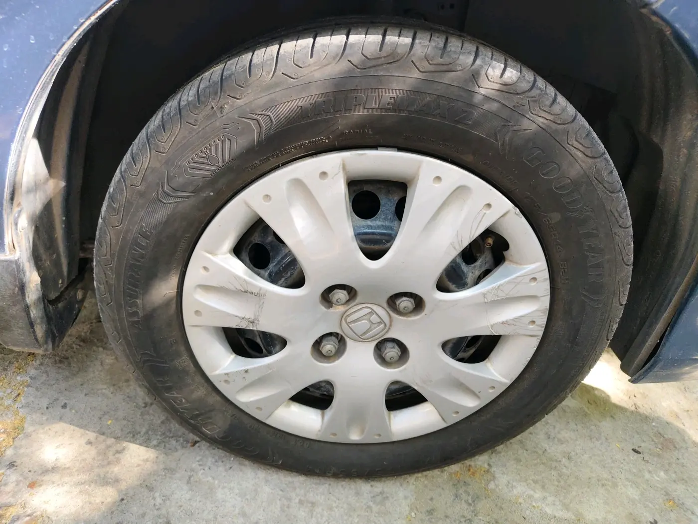 2016 Honda Amaze 1.2L I-VTEC S, Petrol, Manual, 68,100 km, tyre