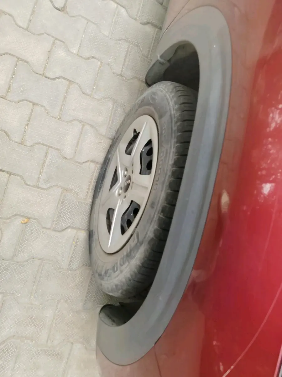2022 KIA SELTOS HTK 1.5 PETROL, Petrol, Manual, 28,342 km, tyre