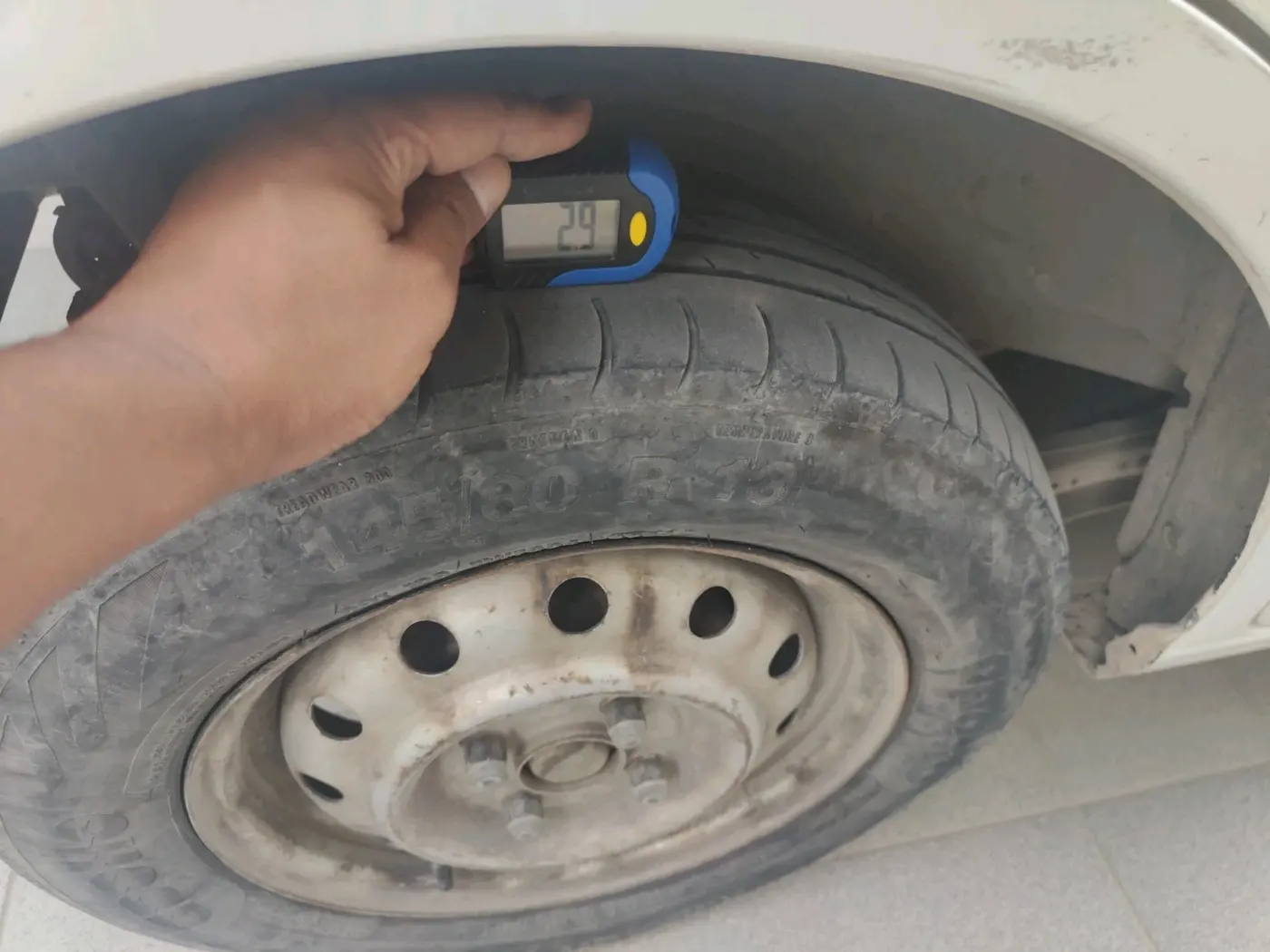 2017 Maruti Wagon R 1.0 LXI CNG, CNG, Manual, 69,506 km, tyre