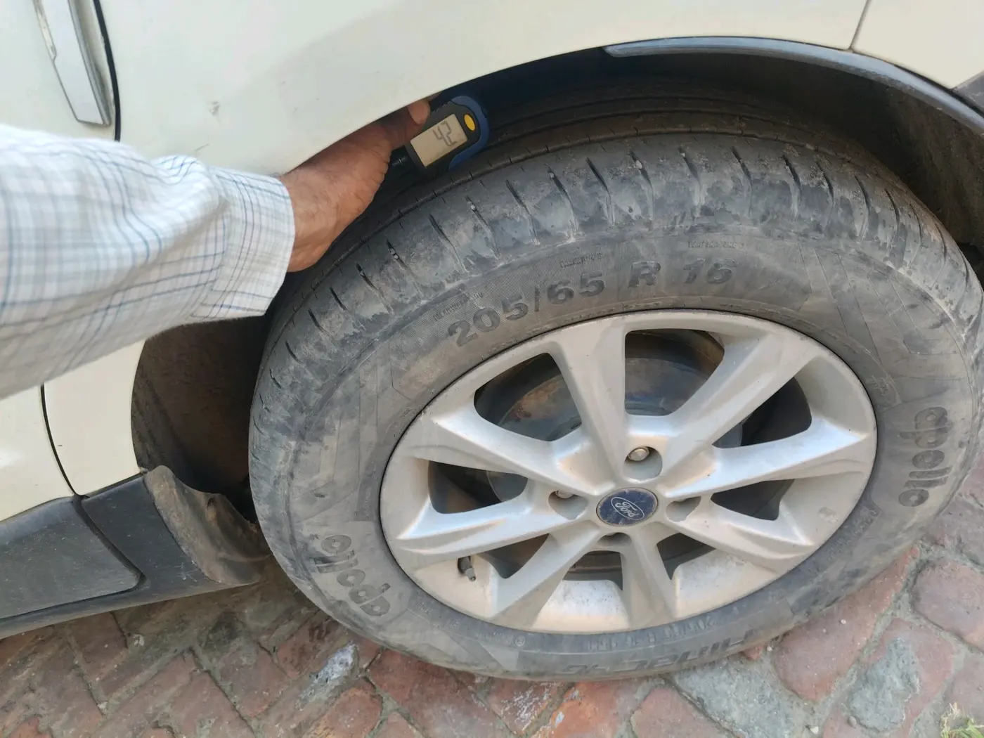 2019 Ford Ecosport TITANIUM 1.5L DIESEL, Diesel, Manual, 1,02,913 km, tyre