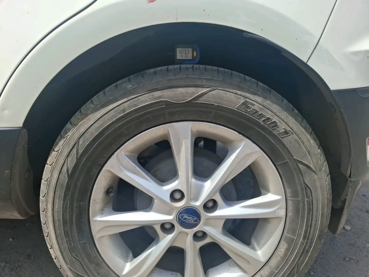 2019 Ford Ecosport TITANIUM 1.5L DIESEL, Diesel, Manual, 1,70,257 km, tyre