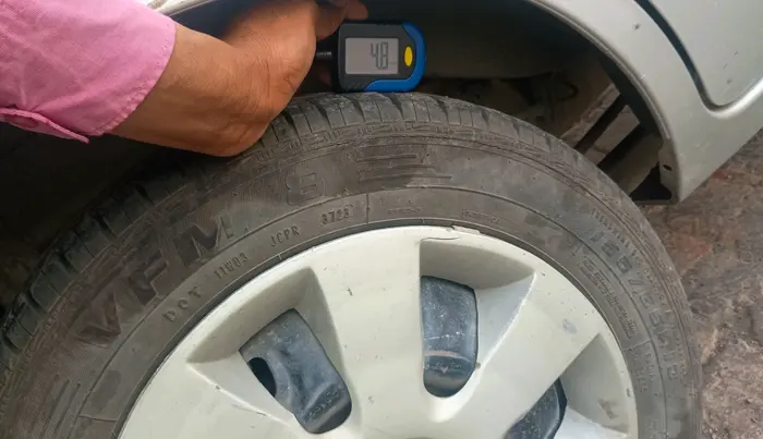 2017 Maruti Alto K10 VXI, CNG, Manual, 76,895 km, tyre