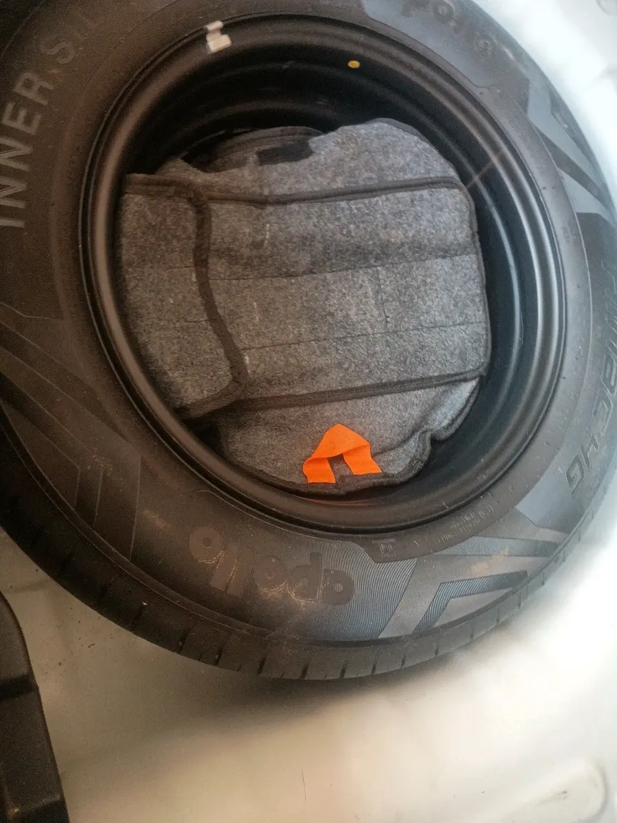 2019 Hyundai VENUE SX 1.0 (O) TURBO, Petrol, Manual, 38,775 km, tyre