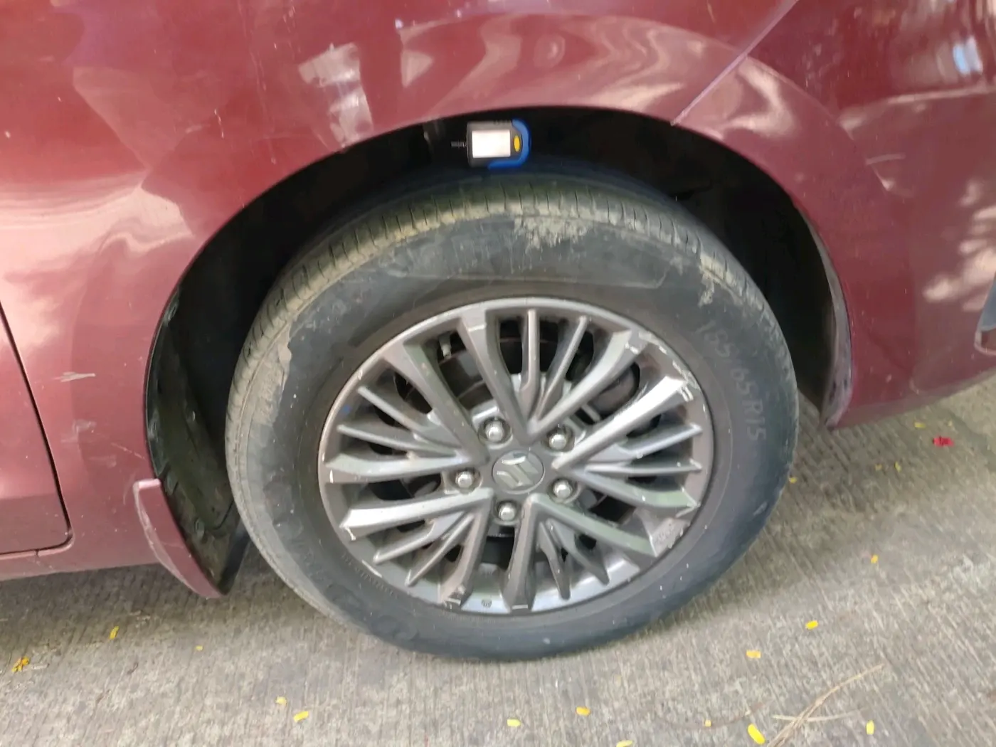 2019 Maruti Ertiga ZXI AT SHVS, CNG, Automatic, 80,334 km, tyre