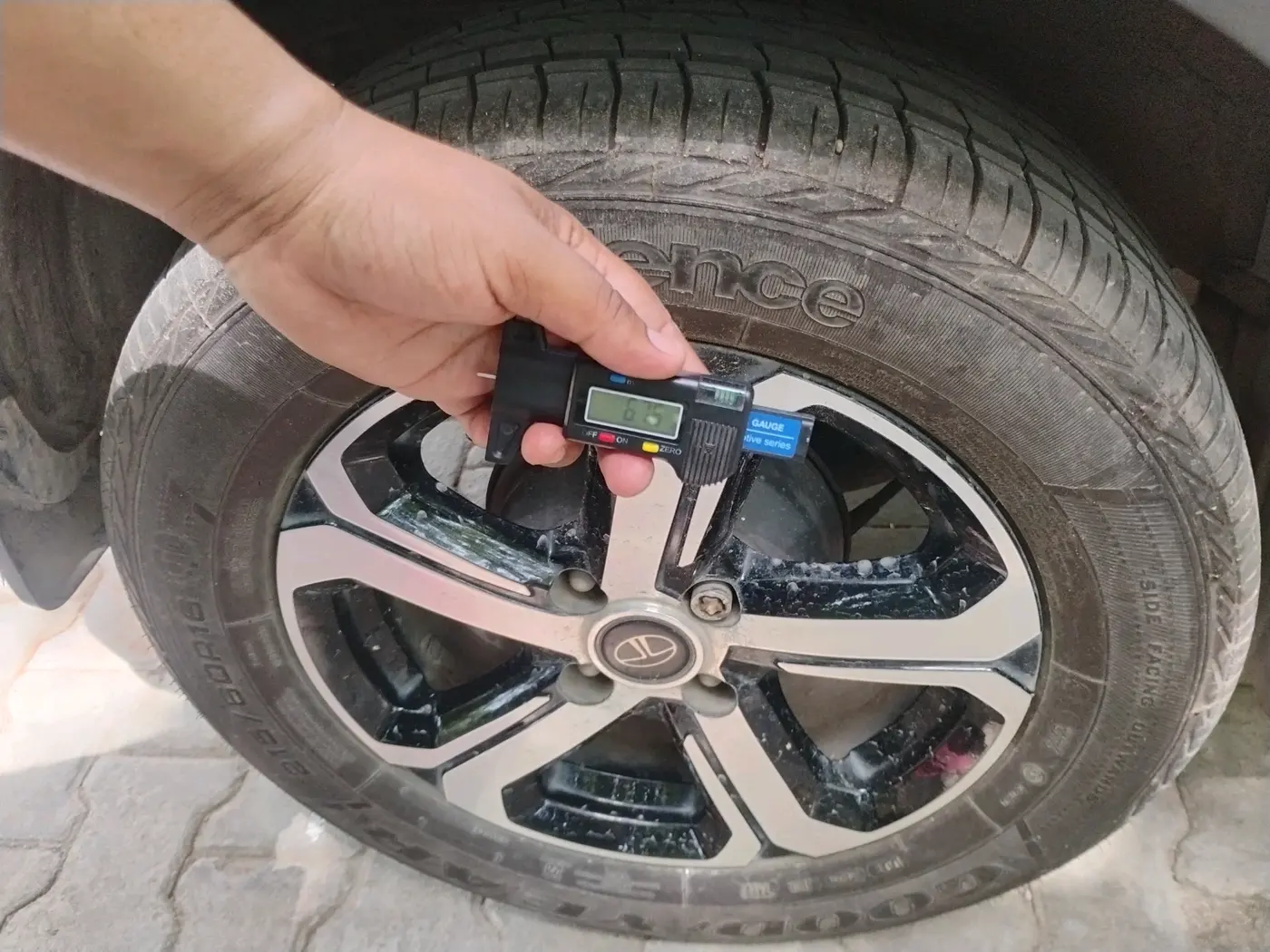 2023 Tata NEXON XZA PLUS PETROL, Petrol, Automatic, 7,757 km, tyre
