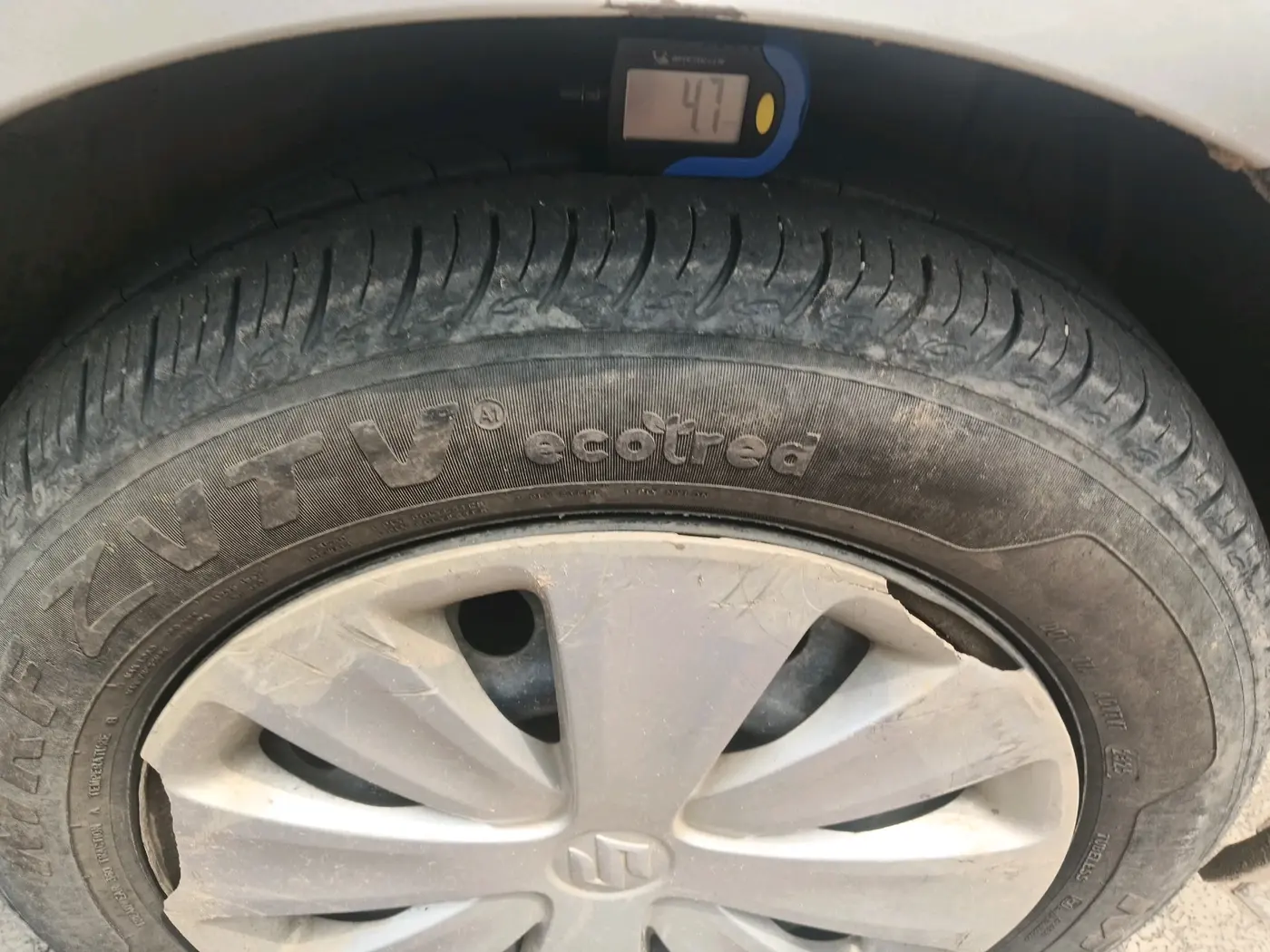 2016 Maruti Ertiga VDI ABS, Diesel, Manual, 1,41,792 km, tyre