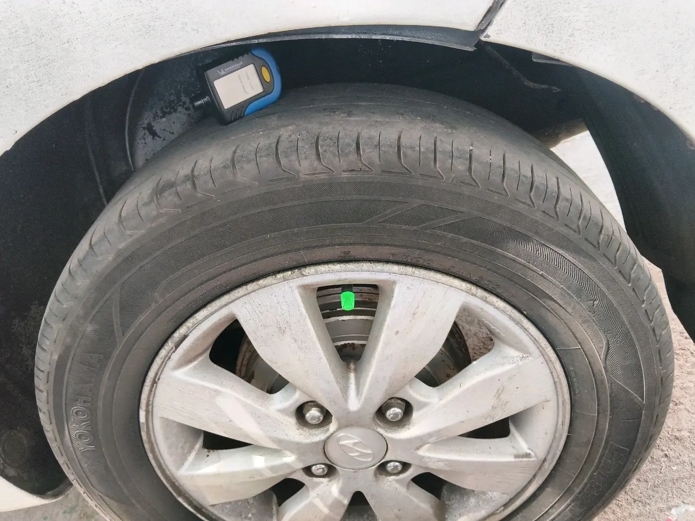2013 Hyundai i20 SPORTZ 1.2, Petrol, Manual, 1,39,630 km, tyre