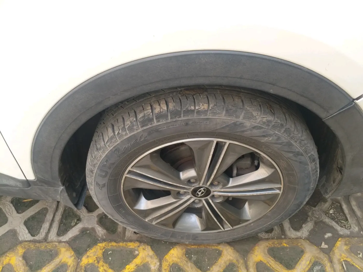2016 Hyundai Creta SX PLUS AT 1.6 PETROL, Petrol, Automatic, 82,795 km, tyre