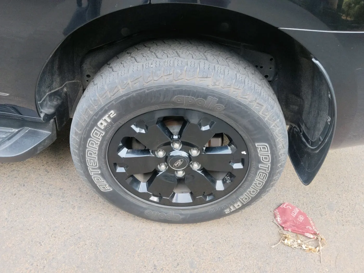 2020 Ford Endeavour SPORT 2.0 4X4 AT, Diesel, Automatic, 1,31,617 km, tyre