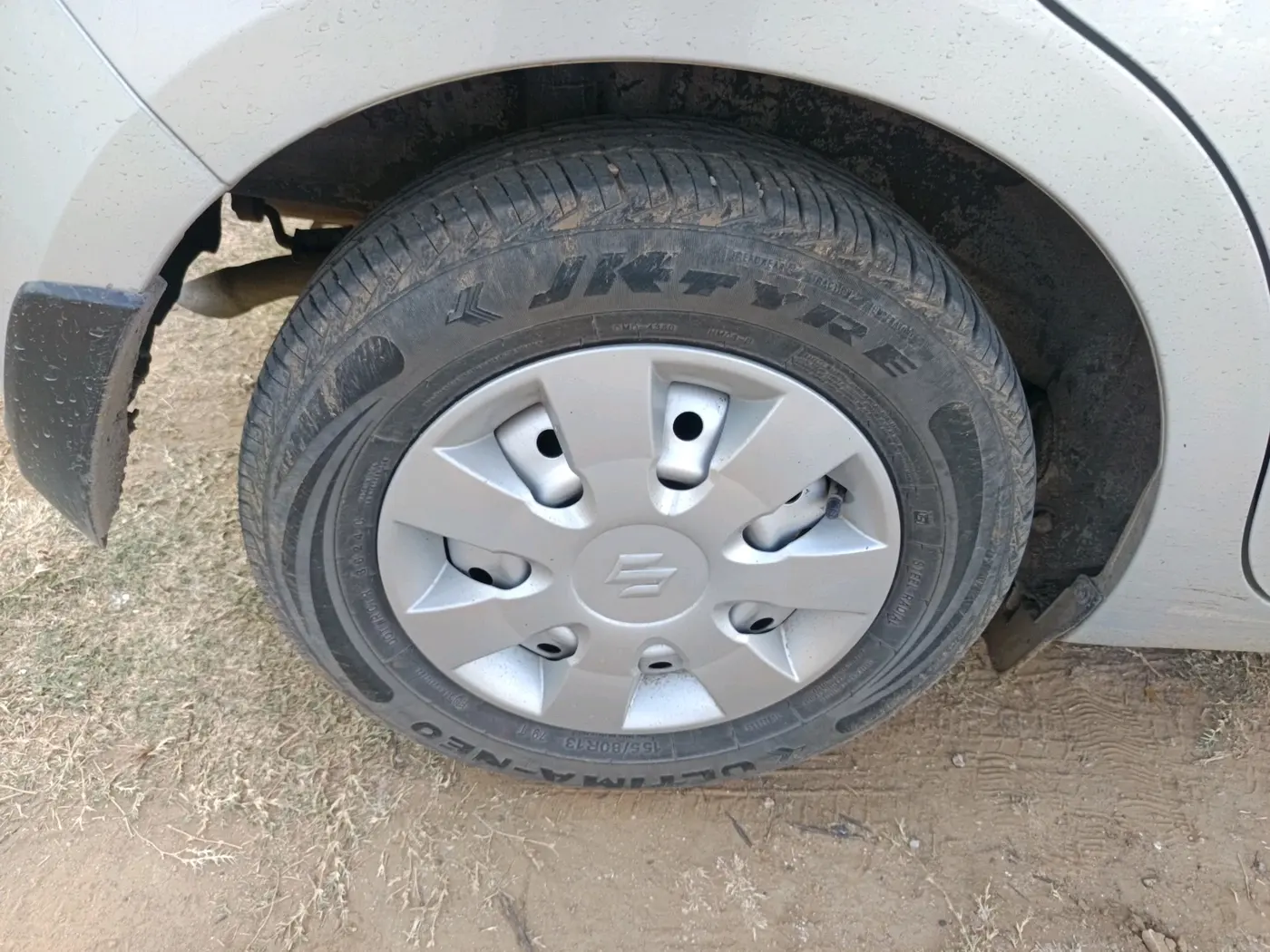 2024 Maruti New Wagon-R LXI 1.0, CNG, Manual, 36,807 km, tyre