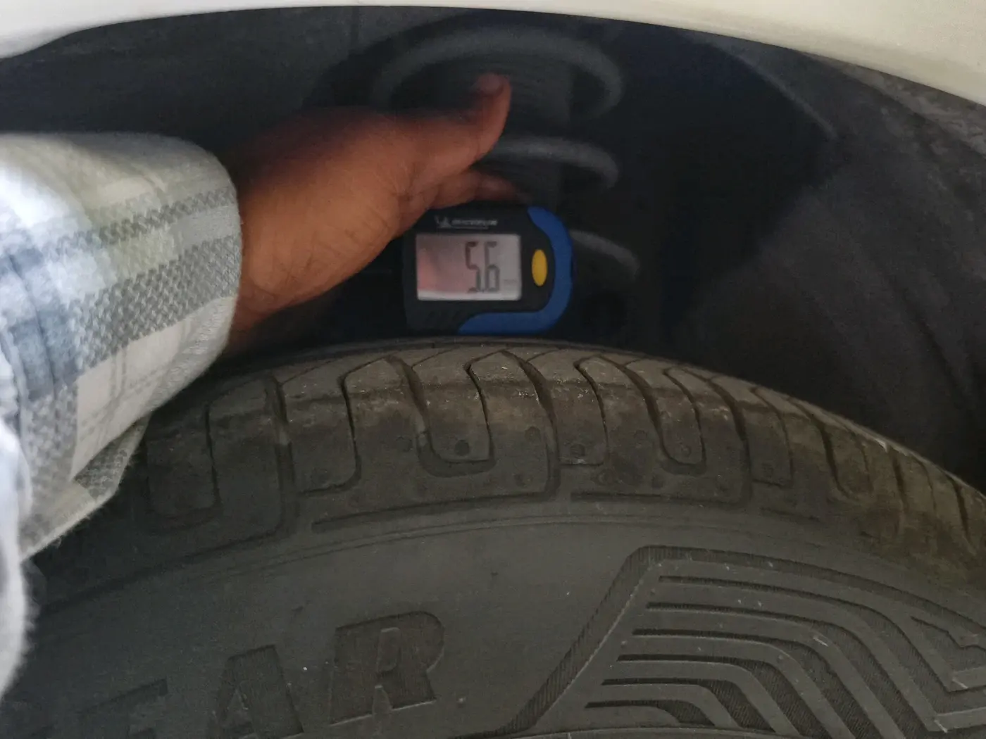 2019 Maruti Swift LXI, Petrol, Manual, 46,490 km, tyre