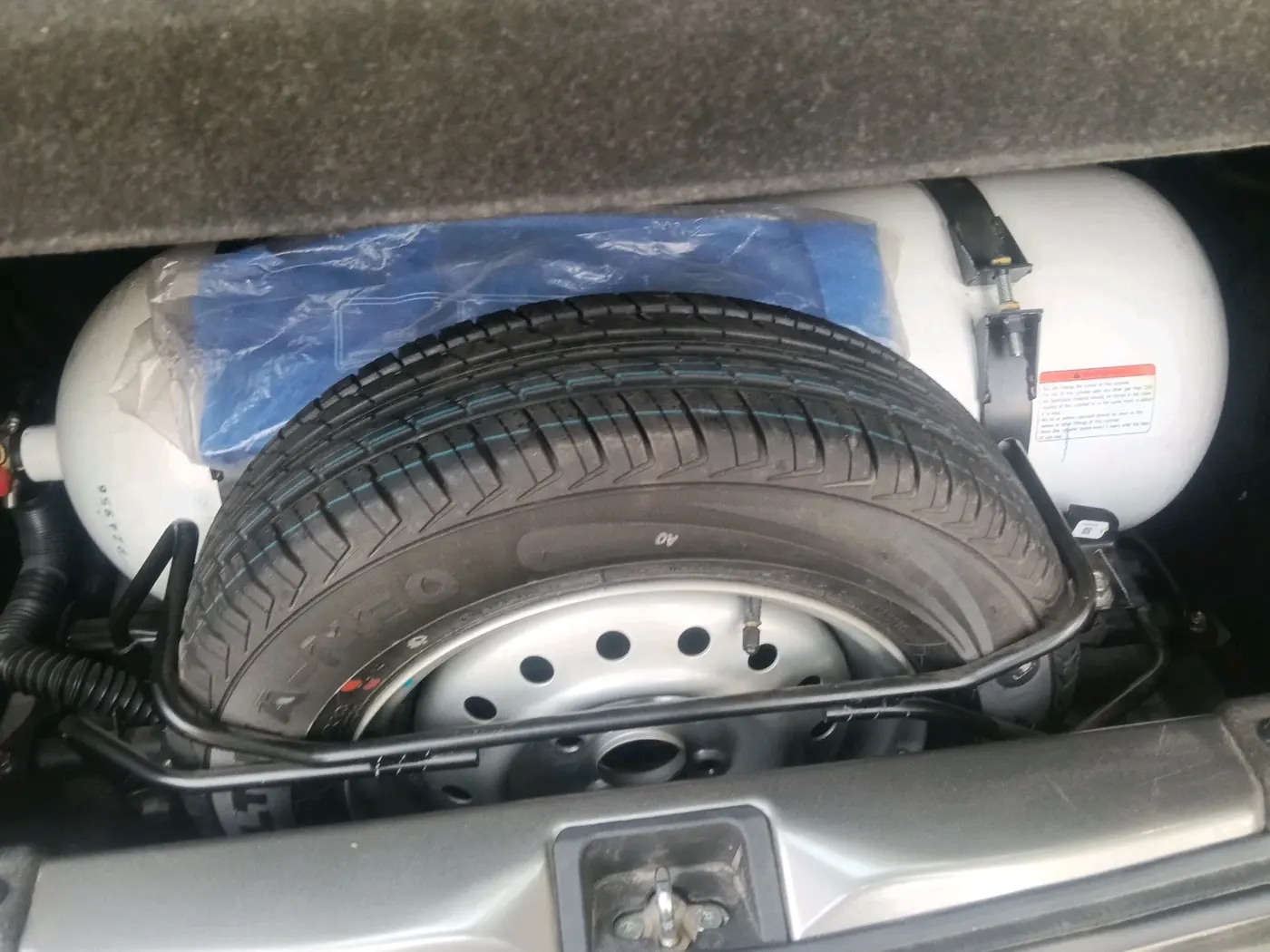 2024 Maruti New Wagon-R LXI CNG 1.0, CNG, Manual, 7,904 km, tyre