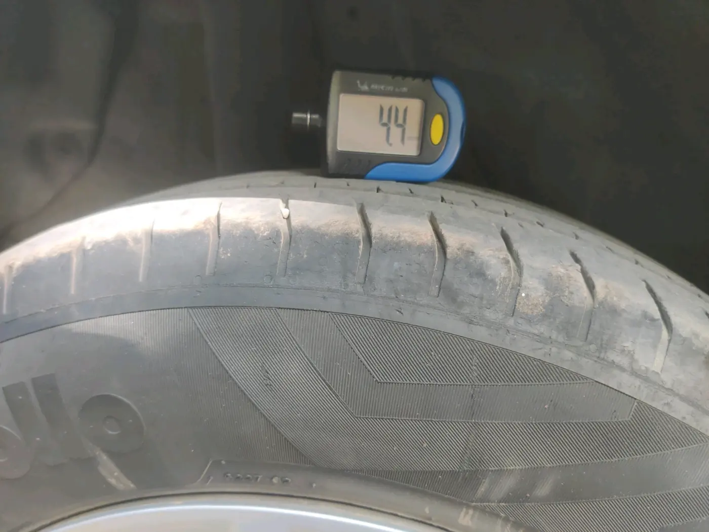 2022 Hyundai VENUE SX 1.2 PETROL, Petrol, Manual, 57,948 km, tyre
