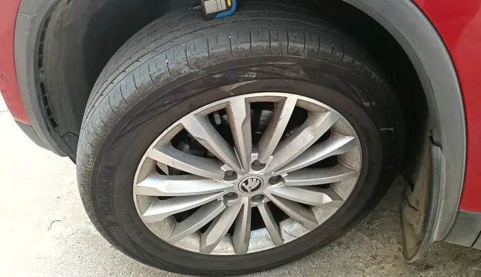 2018 Skoda Kodiaq STYLE 2.0 TDI 4X4 AT, Diesel, Automatic, 1,22,286 km, tyre