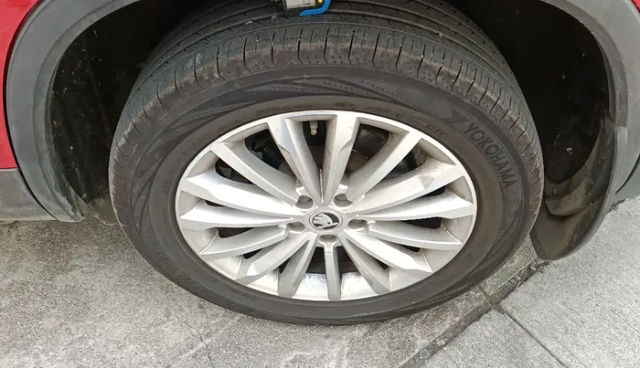 2018 Skoda Kodiaq STYLE 2.0 TDI 4X4 AT, Diesel, Automatic, 1,22,286 km, tyre