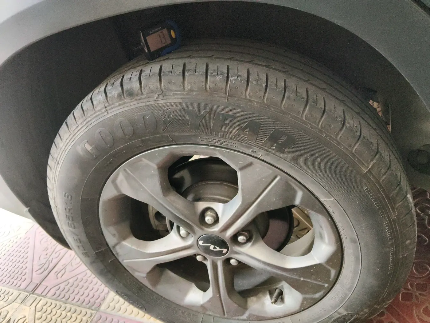 2023 KIA SELTOS HTK PLUS 1.5 IMT, Petrol, Manual, 25,786 km, tyre