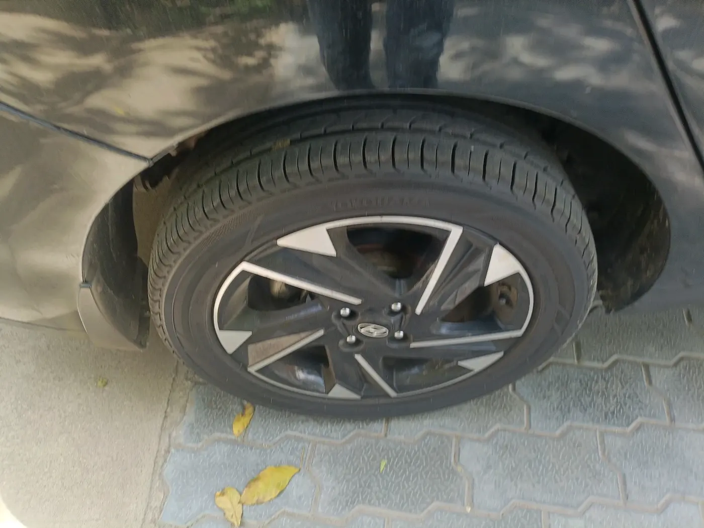 2021 Hyundai Verna SX (O) 1.0 TURBO DCT, Petrol, Automatic, 94,428 km, tyre