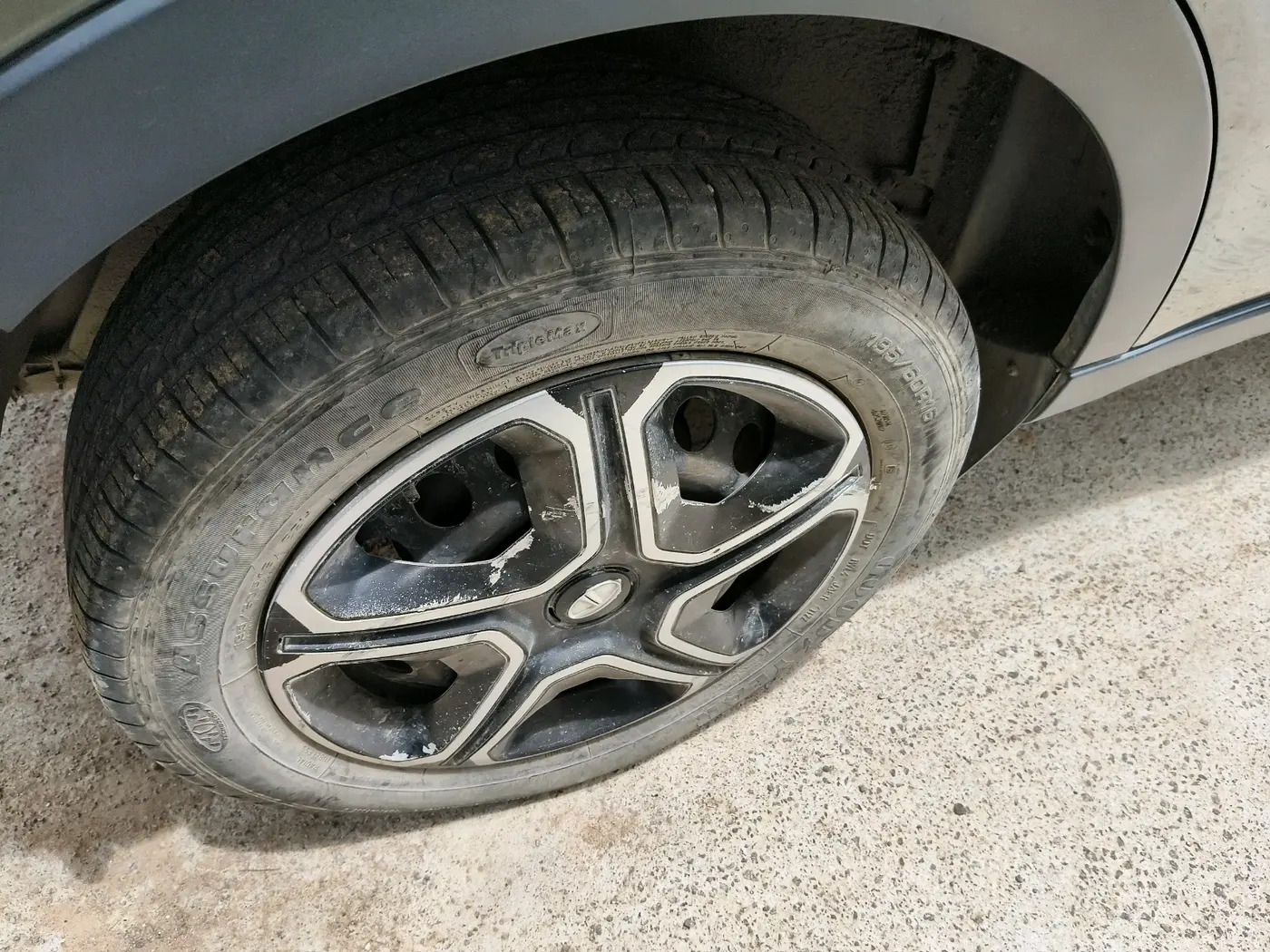 2022 Tata NEXON XM SUNROOF PETROL, Petrol, Manual, 36,619 km, tyre