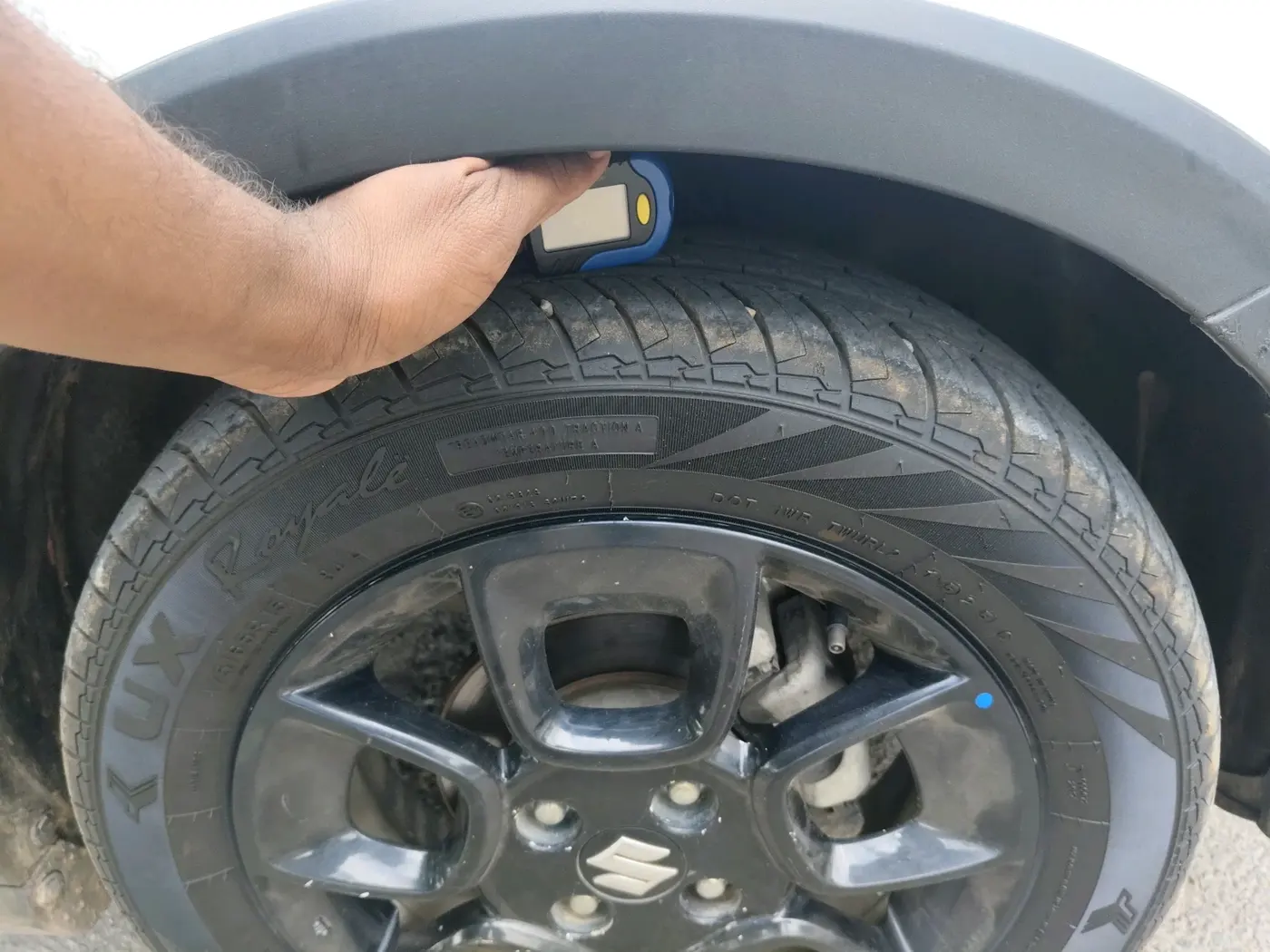 2019 Maruti IGNIS ZETA 1.2 AMT, Petrol, Automatic, 69,813 km, tyre