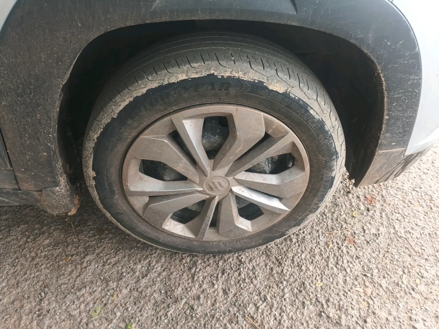 2023 Maruti FRONX SIGMA 1.2 MT, Petrol, Manual, 58,989 km, tyre