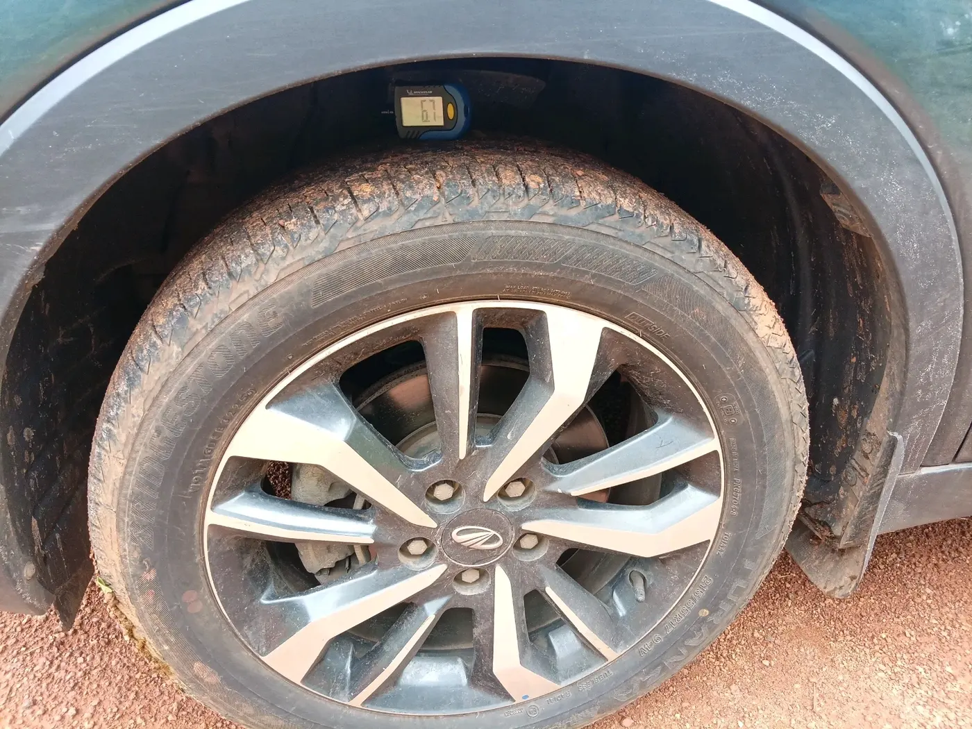 2019 Mahindra XUV300 W8 (O) 1.5 DIESEL, Diesel, Manual, 99,147 km, tyre