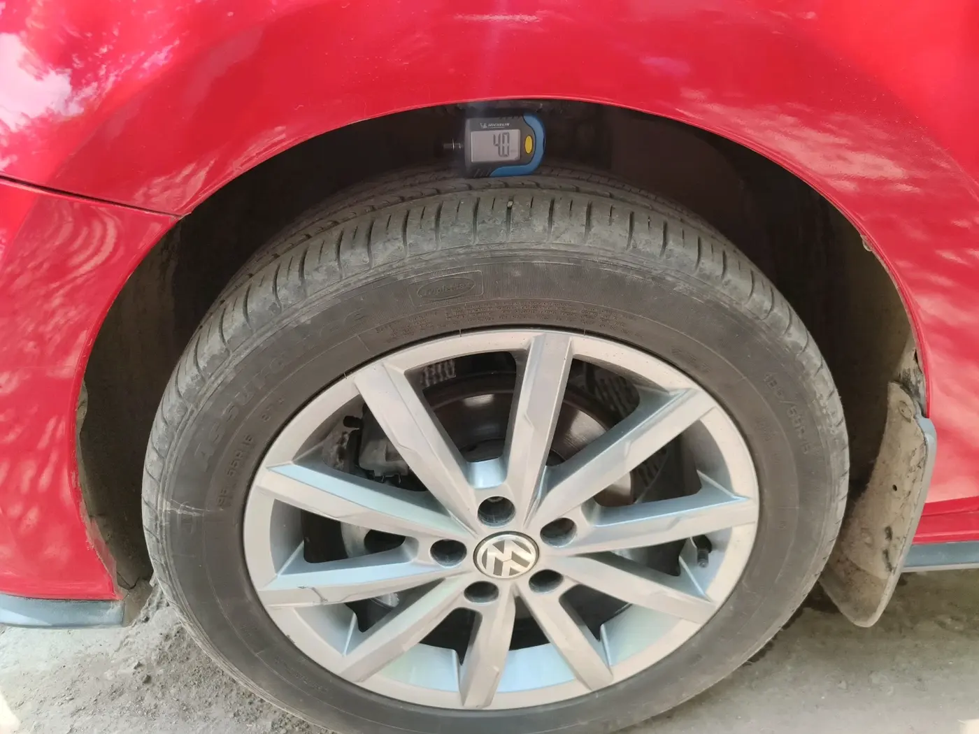 2022 Volkswagen Polo HIGHLINE PLUS 1.0L TSI, Petrol, Manual, 25,564 km, tyre