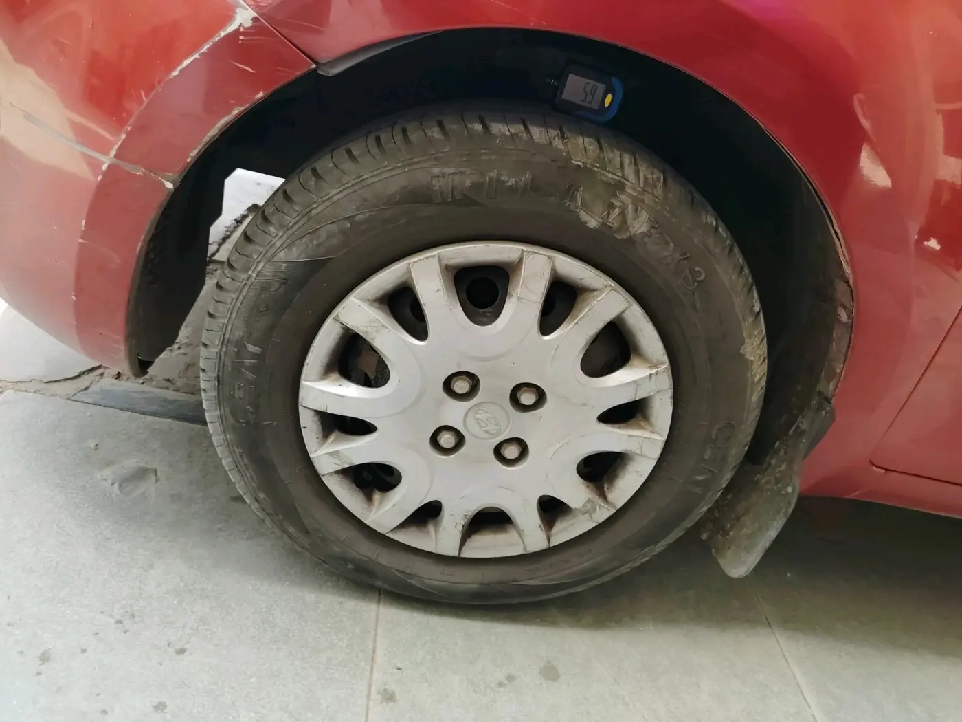 2012 Hyundai i20 MAGNA 1.2, Petrol, Manual, 1,45,752 km, tyre