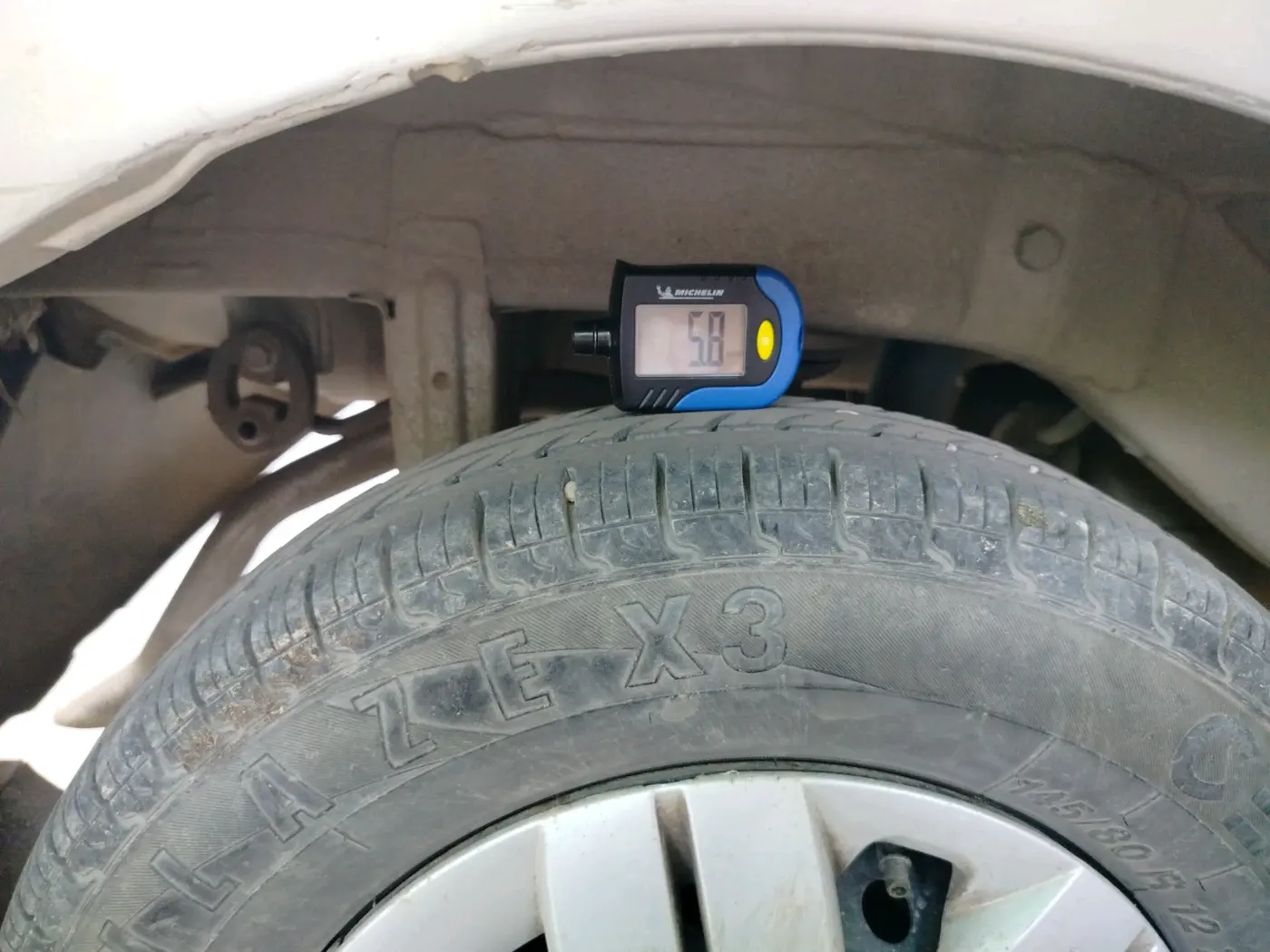 2018 Maruti Alto 800 LXI, Petrol, Manual, 1,13,002 km, tyre