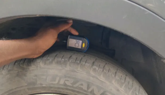 2022 Tata NEXON XM SUNROOF PETROL, Petrol, Manual, 51,859 km, tyre