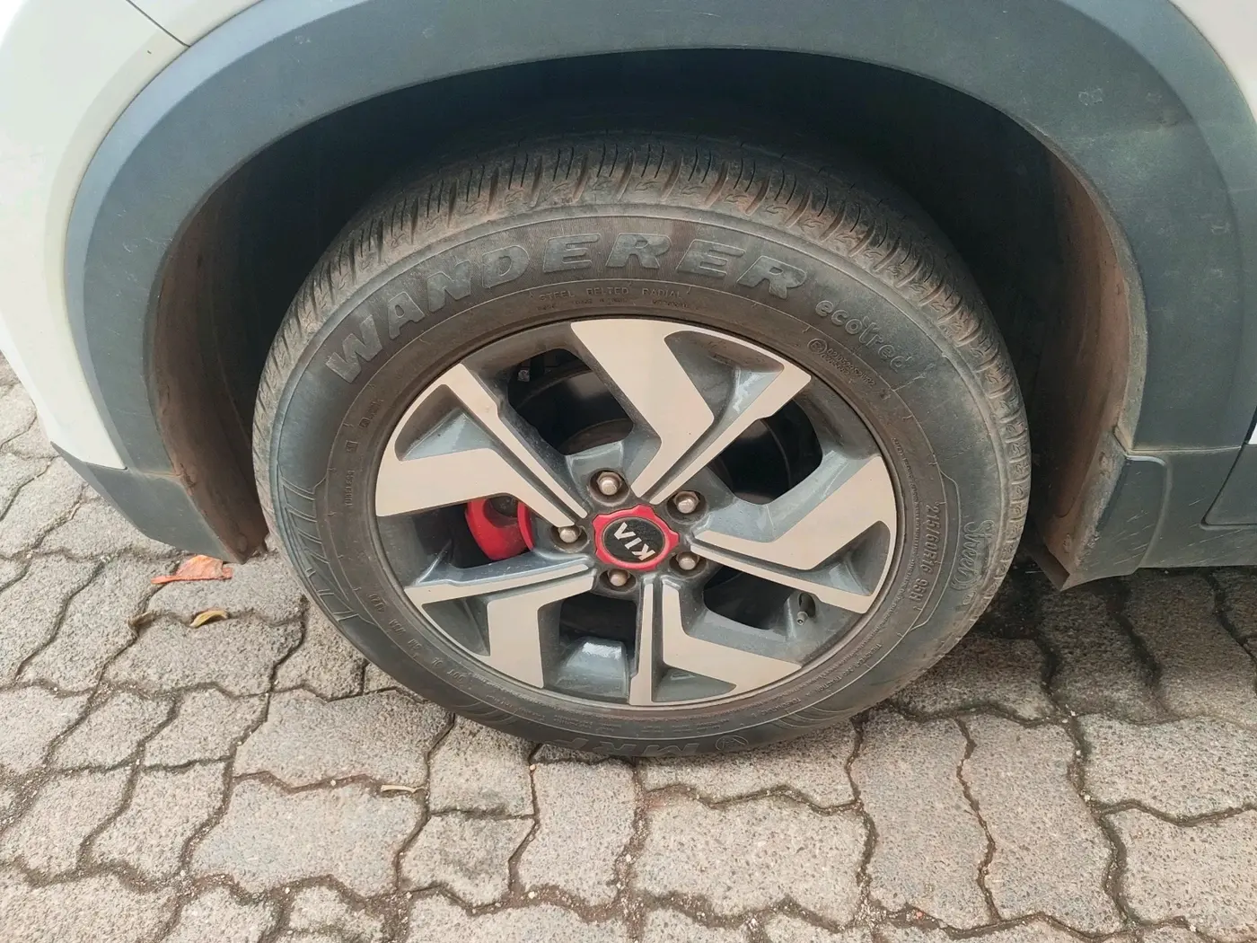 2020 KIA SONET GTX PLUS 1.0 IMT, Petrol, Manual, 31,956 km, tyre