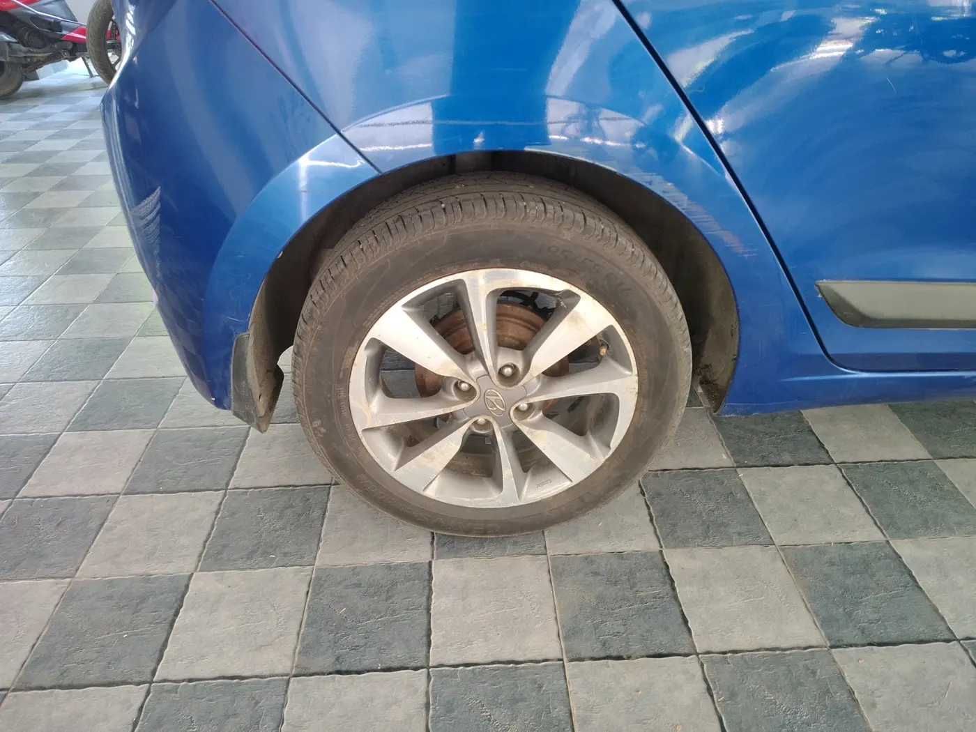 2014 Hyundai i20 ASTA 1.2, Petrol, Manual, 57,773 km, tyre