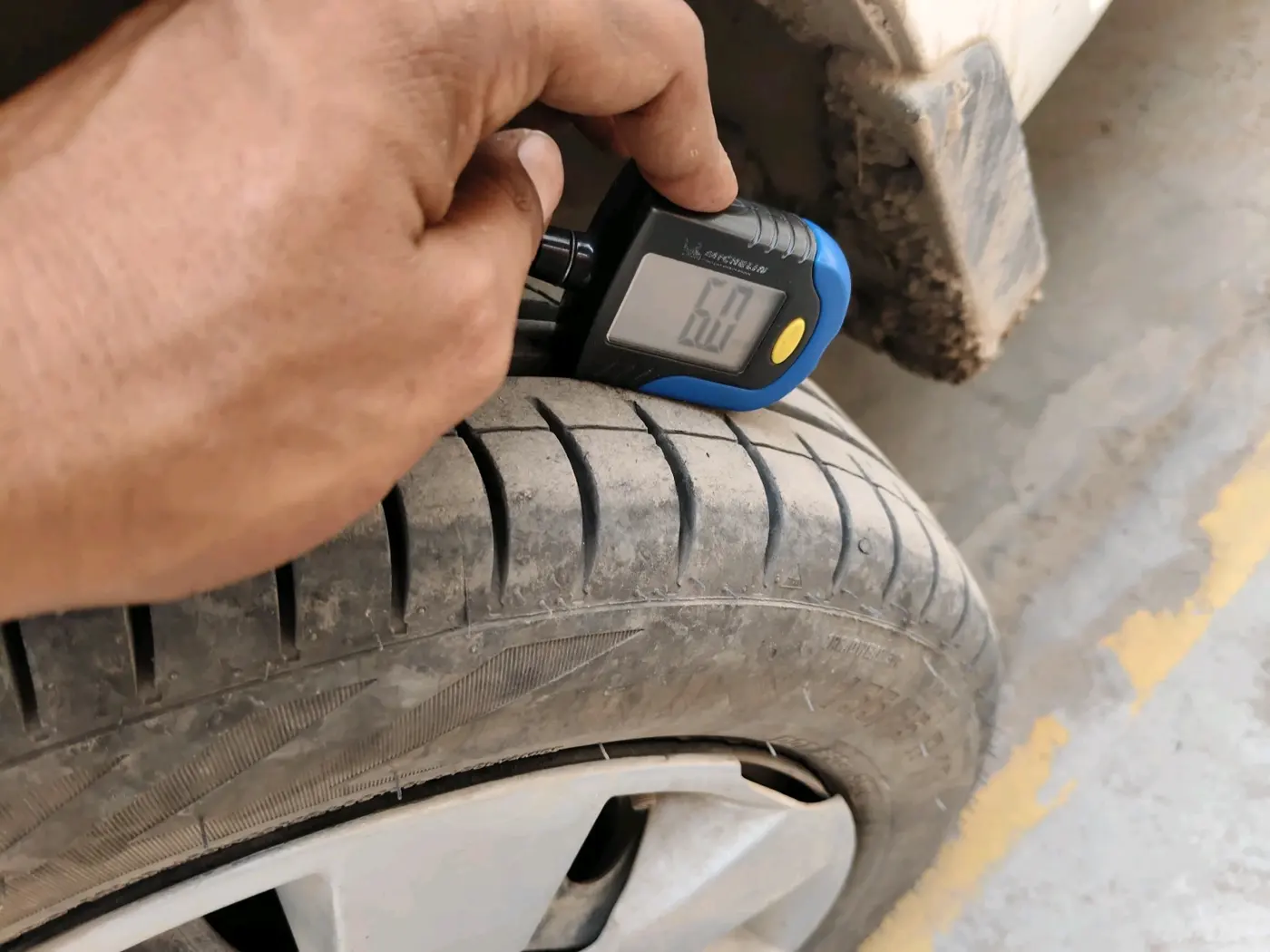 2018 Maruti Alto K10 VXI, Petrol, Manual, 55,934 km, tyre