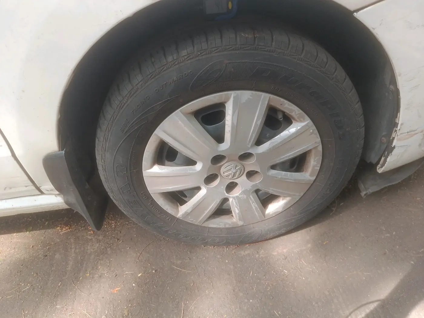 2014 Volkswagen Polo TRENDLINE 1.2L PETROL, Petrol, Manual, 95,491 km, tyre