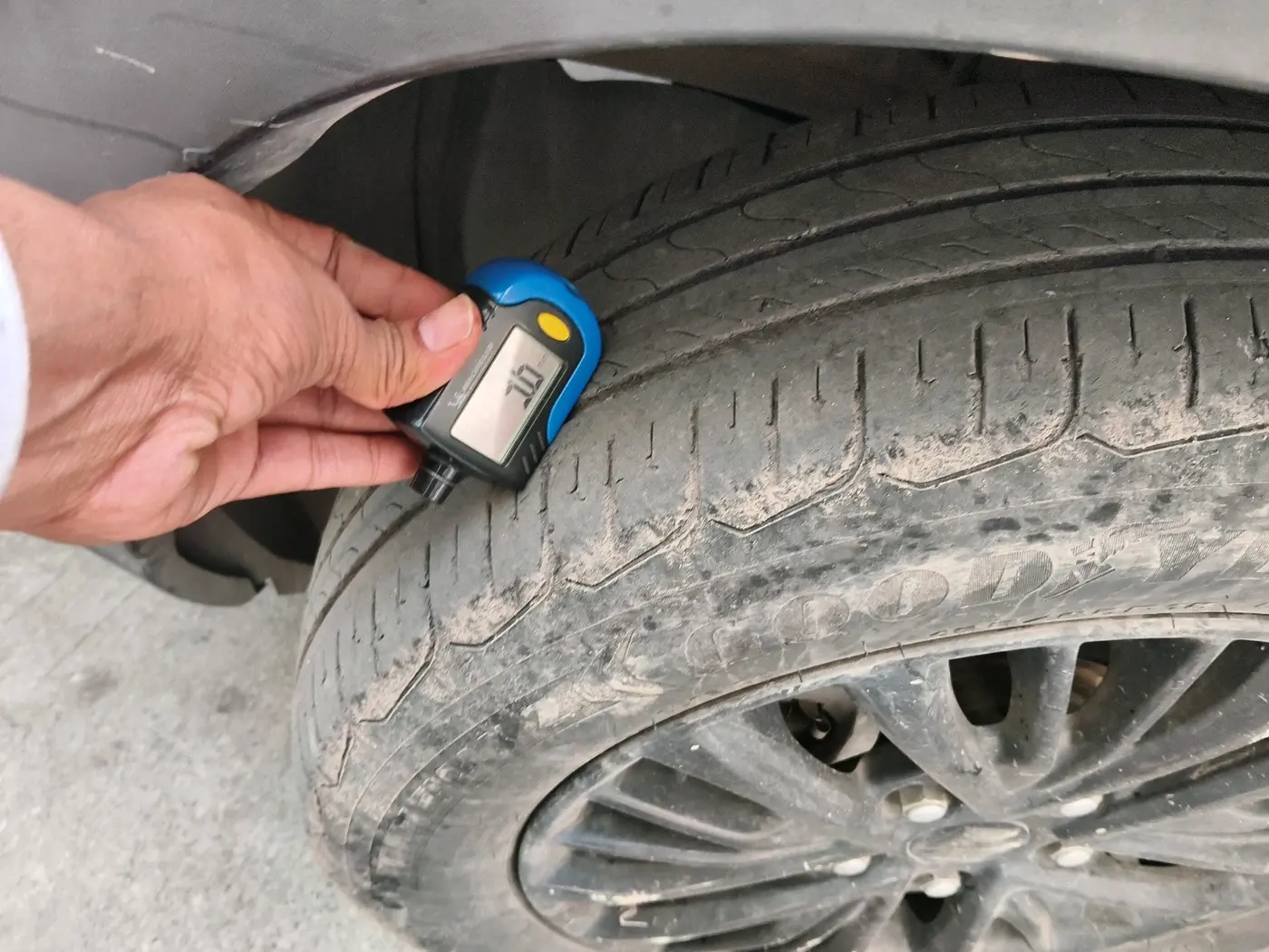 2019 Maruti XL6 ALPHA MT, Petrol, Manual, 76,358 km, tyre