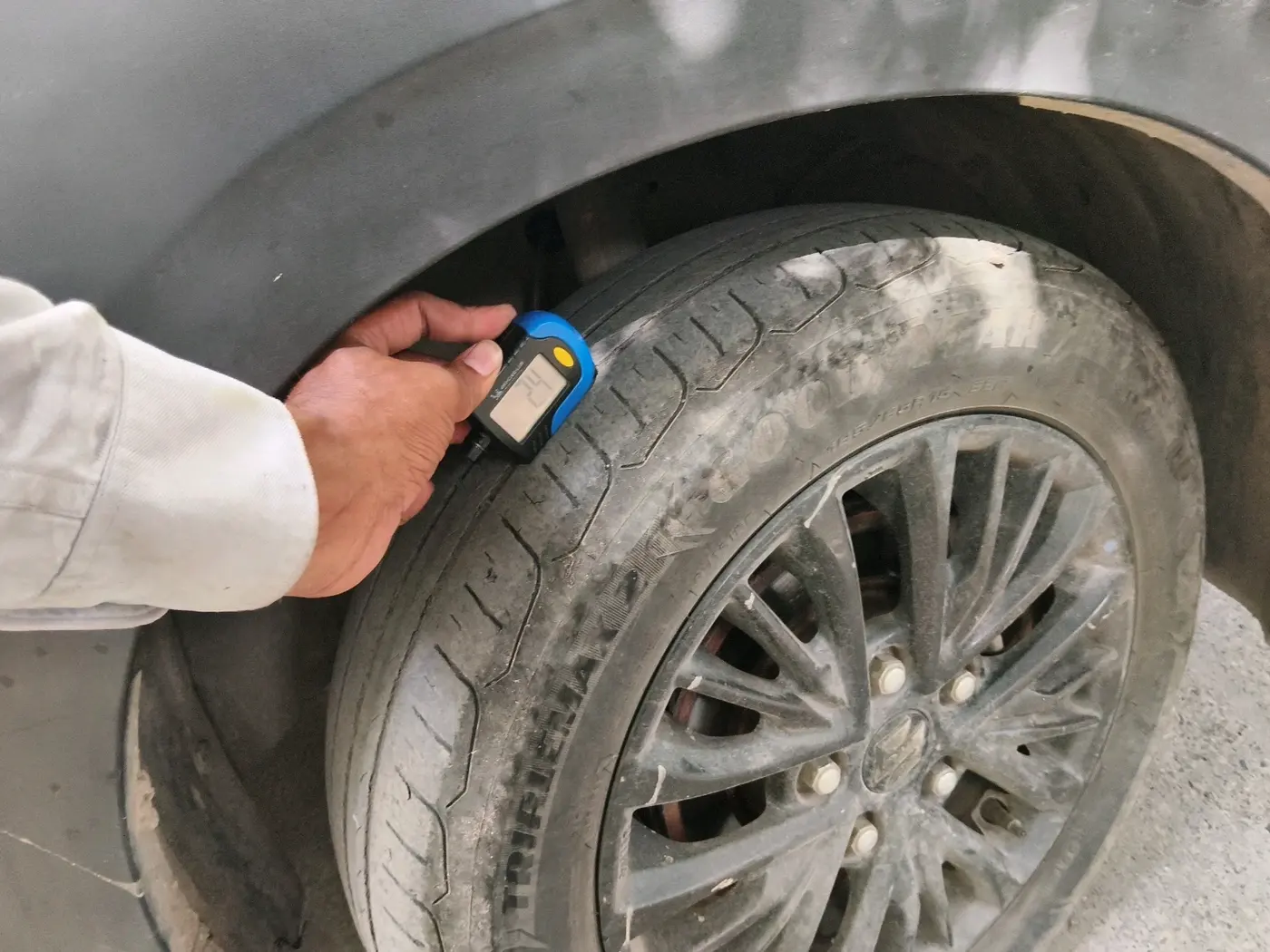 2019 Maruti XL6 ALPHA MT, Petrol, Manual, 76,358 km, tyre