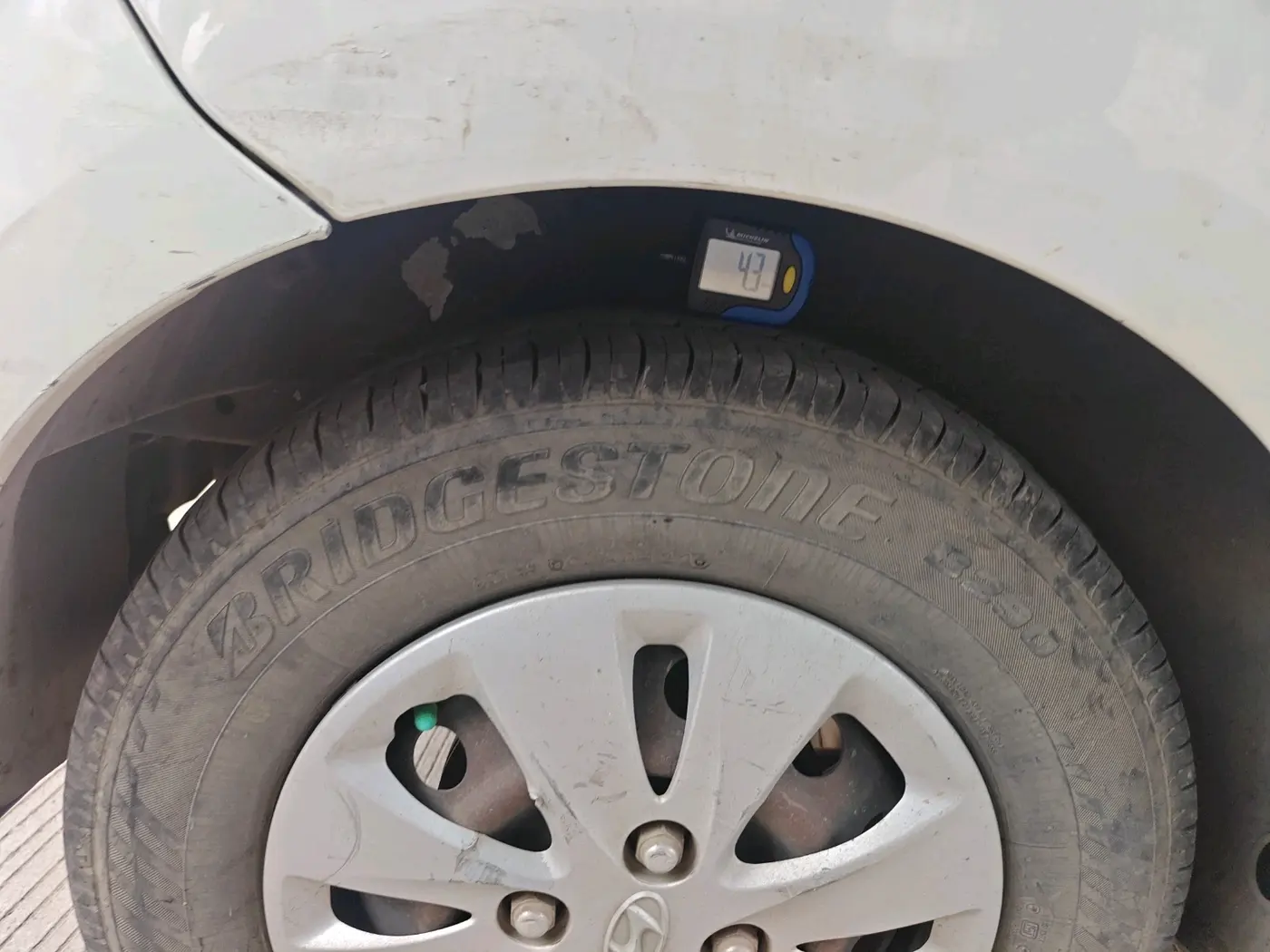 2012 Hyundai i10 SPORTZ 1.2, Petrol, Manual, 79,526 km, tyre