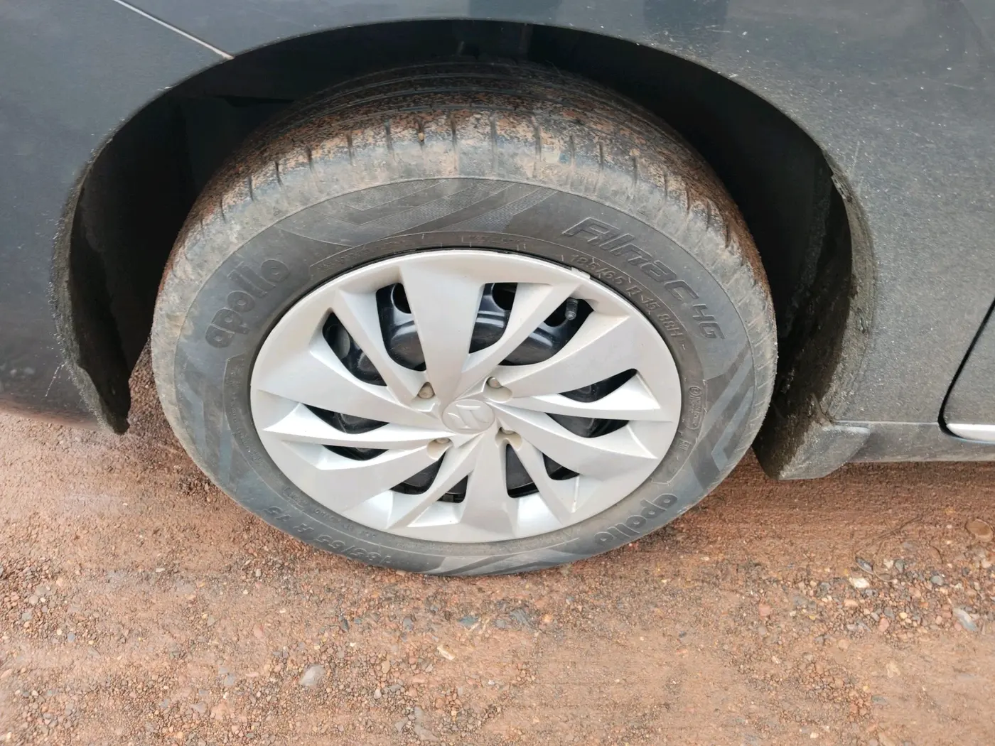 2024 Maruti Baleno DELTA PETROL 1.2, Petrol, Manual, 42,851 km, tyre