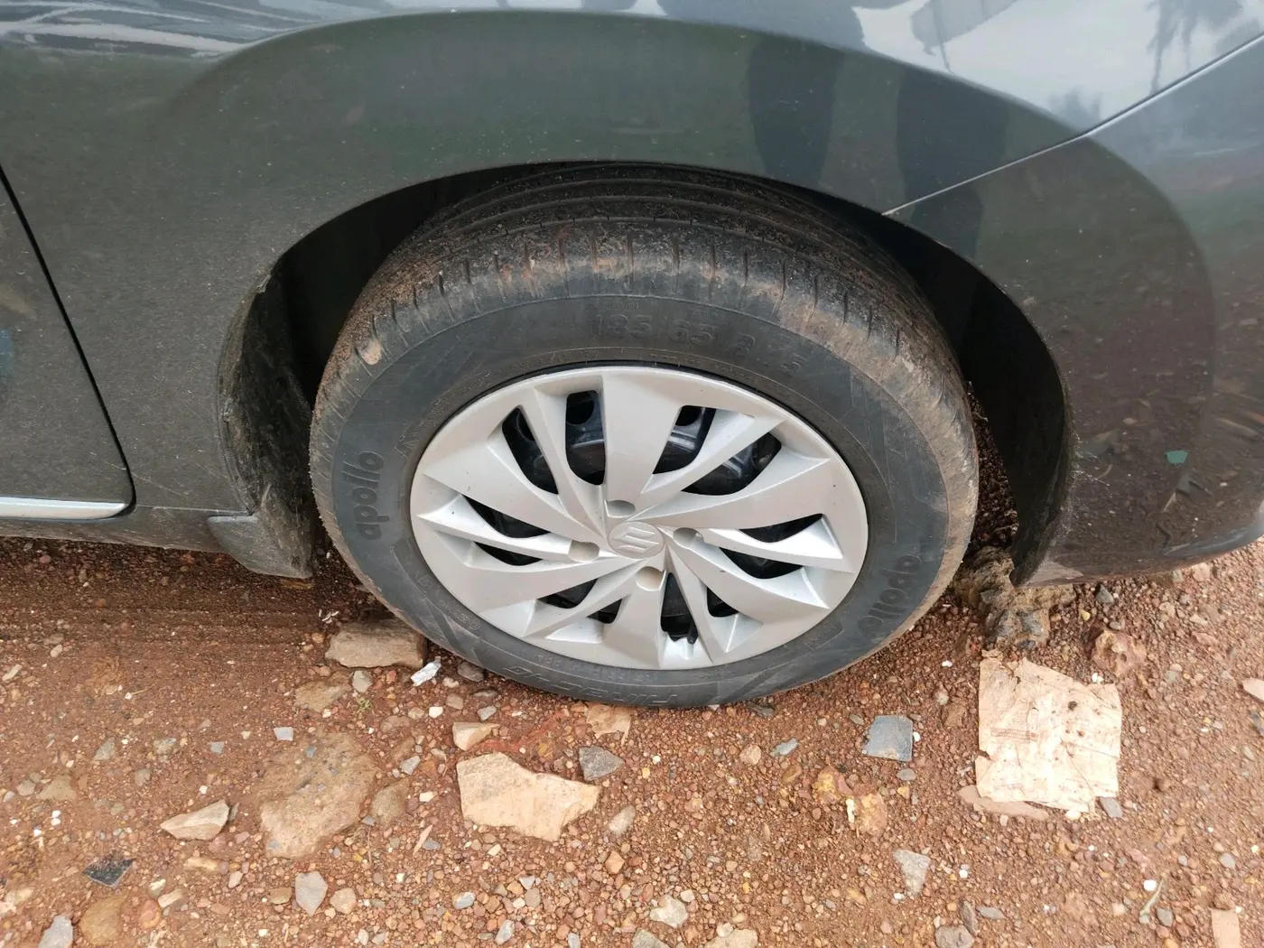 2024 Maruti Baleno DELTA PETROL 1.2, Petrol, Manual, 42,851 km, tyre
